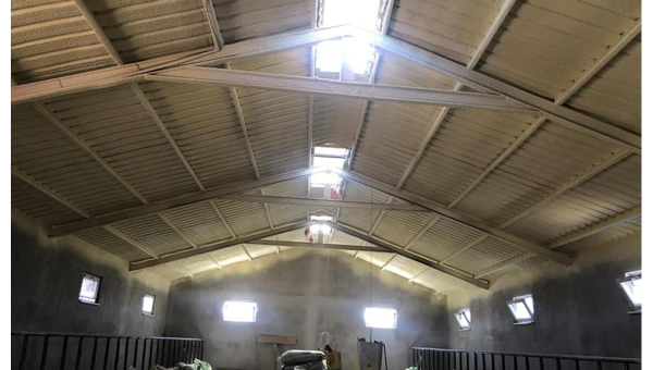 Hayvan Çiftlikleri Isı &amp; Nem Yalıtım